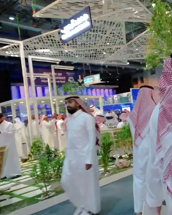 الاستراتيجية والاتصال